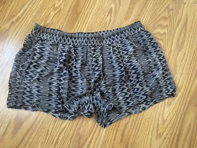 Pantalones Cortos Joie Mujer Gris Seda Elásticos L Bolsillos Delanteros y Traseros Foto 1 de 4