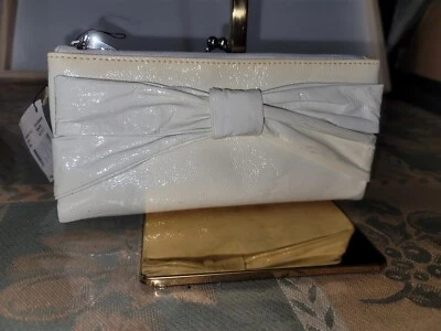 CARTERA PLEGABLE HOBO INTERNATIONAL CHAROL KISSLOCK CLUTCH-leer descripción Foto 1 de 4