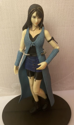 Final Fantasy VIII 8 FFVIII Rinoa Heartilly Play Arts Figure Cover