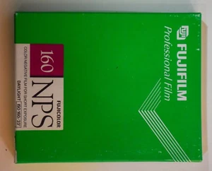 4x5 Film, Fujiclolor NPS professional color negative film,  10-sheet box - Picture 1 of 2