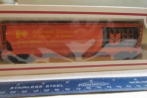 Bachmann HO 55' Grain Car Government of Canada - Picture 1 of 2