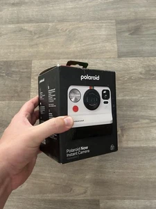 Polaroid Now Instant Camera Generation 2 Black and White - Brand New Sealed - Picture 1 of 4