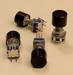 LOT DE 4 RESOLVERS AVEC LEURS BOUTONS 20 PAS / PULSES PAR TOUR + SWITCH CENTRAL - Imagen 1 de 2