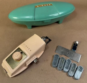 Vintage 1960 Singer Button Holer Sewing Machine With Attachment In Green Case - Picture 1 of 18