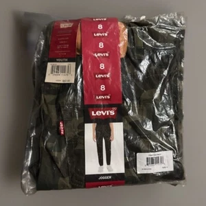 Levi's Youth Boy's Elastic Cuff Stretch Twill Jogger W/Pockets - Size 8 - Picture 1 of 2