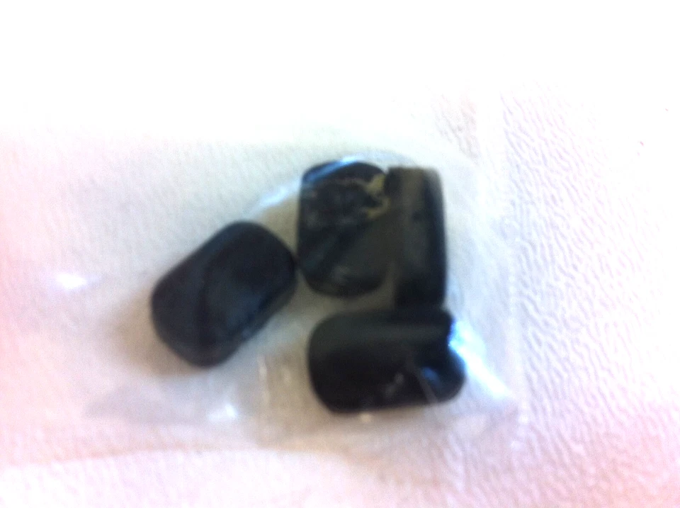 Genuíno Dell Vostro 1510 Laptop Estojo Inferior Base Conjunto de 4 Borrachas - 162 - Imagem 1 de 1