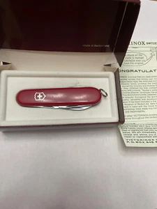 Victorinox Champion Swiss Army Pocketknife 1.5793 never used original box open - Picture 1 of 9