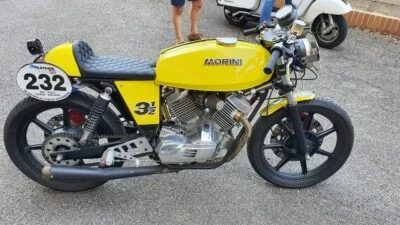 moto - Immagine 1 di 4