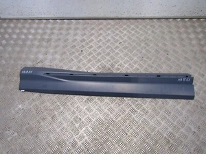 Ab 18 Audi Q3 83A Türleiste vorne rechts O/S Original Teile-Nr 83A853960A REF H8B05 - Bild 1 von 4