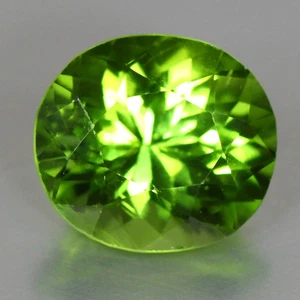 3.49 CTS_FANTASTIC BEST COLOR_100 % NATURAL UNHEATED PAKISTAN GREEN PERIDOT - Picture 1 of 3