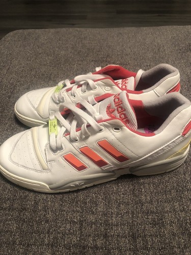 Scarpe da ginnastica uomo Adidas nuove senza scatola taglia 10 5 pelle