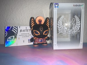 Bastet Dunny Mini Figure Spiritus Dea Series Kidrobot (Opened)