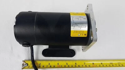 Servomotor Baldor VP7424D 180VDC 1.1A 1/5HP 0.15kW - Cuadro D63D - Sin usar Foto 1 de 4