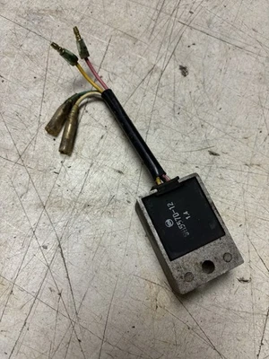 Honda XR250 XR250R 96-04 Voltage Regulator - Image 1 of 3