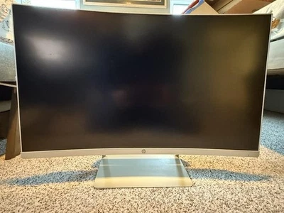 Monitor LCD WLED HP27SC1 Curvo HP 27" - Prata (Inclui Cabo de Fonte de Alimentação) - Imagem 1 de 4