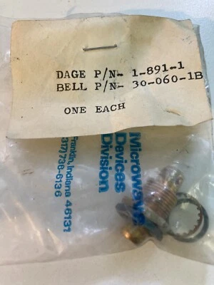 Bell Helicopter: 30-060-1B (300601B) Adapter Bendix Microwave Devices Divisions - Image 1 of 2