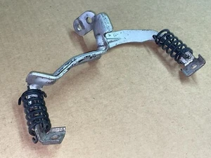Corvette 4L60E Automatic Transmission Exhaust Hanger Bracket 92 93 94 95 96 - Picture 1 of 3