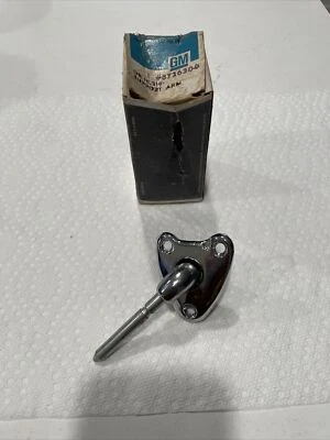 Nuevo de Lote Antiguo GM 8726304 1969-70 Pontiac Buick Oldsmobile Station Wagon Montaje parasol LH Foto 1 de 4