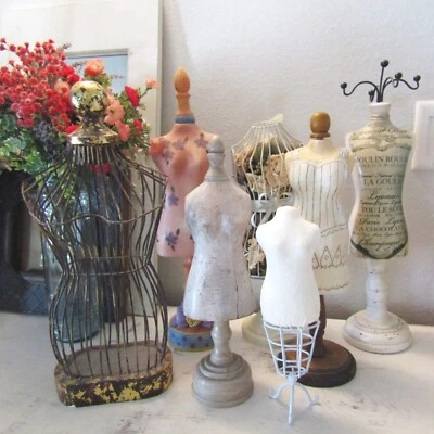 Maniquíes de mesa decorativos para exhibición Foto 1 de 4