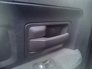 RAM2500 2016 Door Handle Interior 26065756 - Picture 1 of 9