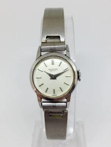 IWC Mechanical Watch. 19mm Case. Beige Dial. Women`s. - Picture 1 of 10