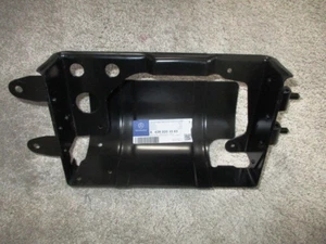 MERCEDES W638 VITO V-KLASSE HALTER FÜR KOMPRESSOR ORIGINAL A6383201043 - Bild 1 von 3