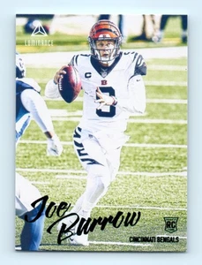 Joe Burrow (tarjeta de novato RC) 2020 Panini Chronicles Luminance Teal Parallel #201 - Imagen 1 de 2