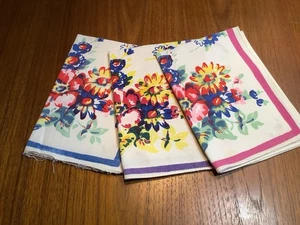 3 Vintage PRINTED FLORAL COTTON NAPKINS 1950's bright, colorful 11”X 15” - Picture 1 of 7