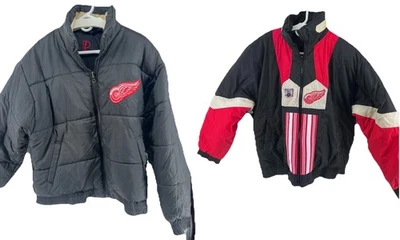 Vintage Pro Player Detroit Red Wings Puffer Jacket Hockey M Reversible NHL 1990s - Image 1 of 4
