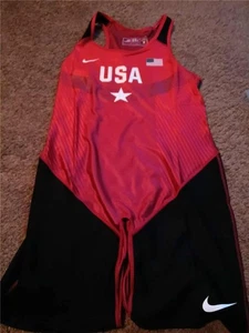 NUOVA LINEA DONNA NIKE WRESTLING SOLLEVAMENTO PESI SINGLET USA ROSSA TAGLIA L - Foto 1 di 1