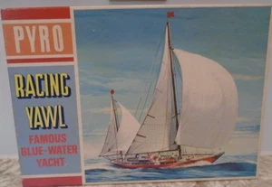 PYRO #C 310 RACING YAWL FAMOSO BLU WATER YACHT MODELLO AVVIATO - Foto 1 di 5