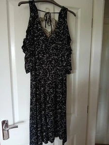 Next Black And White Dress Cold Shoulder A Line Size 18 Worn Once - Picture 1 of 4
