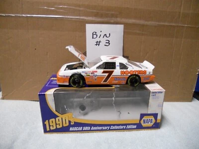 Acción 1/24 para NAPA nascar #7 Hooters Alan Kulwicki T-Bird 1 de 6 Foto 1 de 4