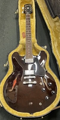 Guitarra Eléctrica Epiphone ES-335 Jim James Signature Semi-Aco con Estuche Rígido Foto 1 de 4