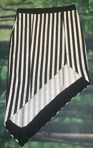 Mezzanine Striped Skirt Black & White Sz Medium - Picture 1 of 4