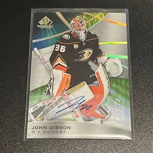 2019-20 Upper Deck SP Game Used Green Storm Auto John Gibson 1/1 #57 Auto - Picture 1 of 5