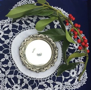 Vtg EGYPTIAN Heavy SOLID 900 SILVER Nut/Sweet/glass/bottle COASTER/DISH. 46g - Picture 1 of 7