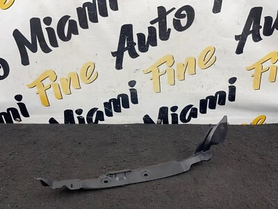 2018 Fiat 124 Spider OEM RH Passenger Side Fender Seal N24956391 - Image 1 of 4