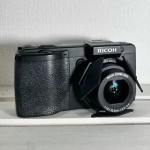 Ricoh GX200 Compact Digital Camera 12.1MP Black Used - Picture 1 of 13