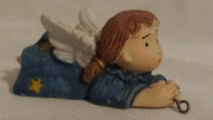 little angel cherub with with wings . (Eyelet ) for hanging - Picture 1 of 3