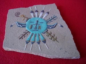 Signierte Navajo Sandfarbe Sonnensymbol, Büffelhörner & heilige Pflanzen - Bild 1 von 12