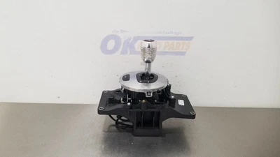 11 AUDI R8 AUTOMATIC TRANSMISSION SHIFTER 420713041C - Image 1 of 4