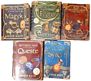 Lot of 5 Books by Angie Sage Septimus Heap 1–5 (2HC/ 3PB) Fantasy Series - Picture 1 of 4