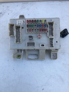 Caja de fusibles 4 Runner 2004, cabina 95115 - Imagen 1 de 7