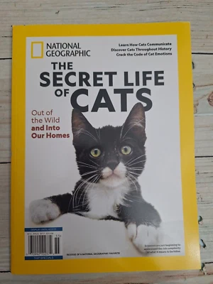 National Geographic April 2025 Magazine The Secret Life of Cats Out of Wild Foto 1 de 2