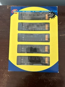 Athearn RTR Wisconsin Power And Light 50ft Thrall High Side Hoppers - Picture 1 of 6