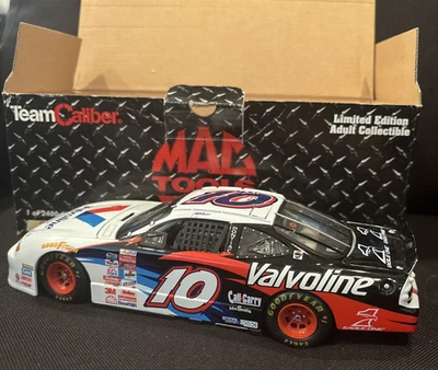 Johnny Benson #10 Valvoline 2002 TC Mac Tools Versión 1/24 NASCAR Cup Diecast Foto 1 de 4