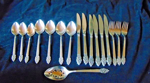 Servizio posate vintage Oneida VINELAND inox 18 forchette cucchiai coltelli - Foto 1 di 7