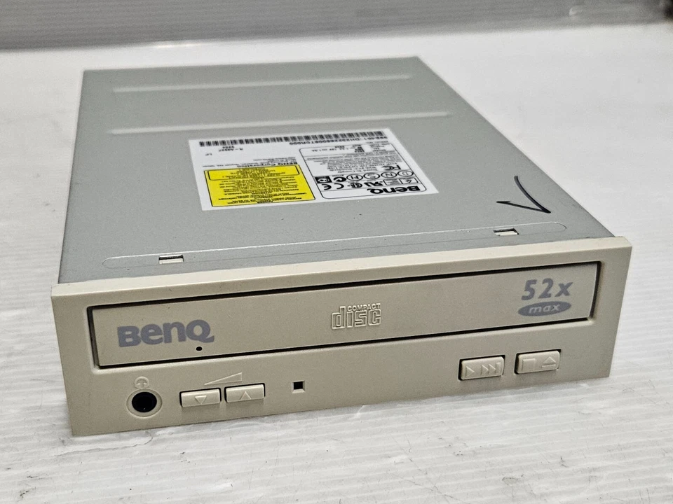 BENQ 652A, Vintage 52x SPEED ATAPI CD-ROM #1 - TESTED AND WORKING! - Image 1 of 3