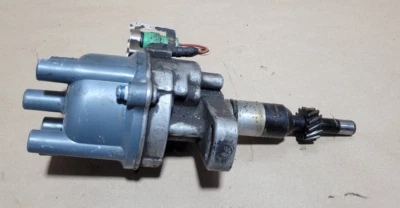 TOYOTA CELICA PICKUP TRUCK 22RE DISTRIBUTOR ROTOR IGNITION SPARK CAP ROTOR  #495 - Image 1 of 4